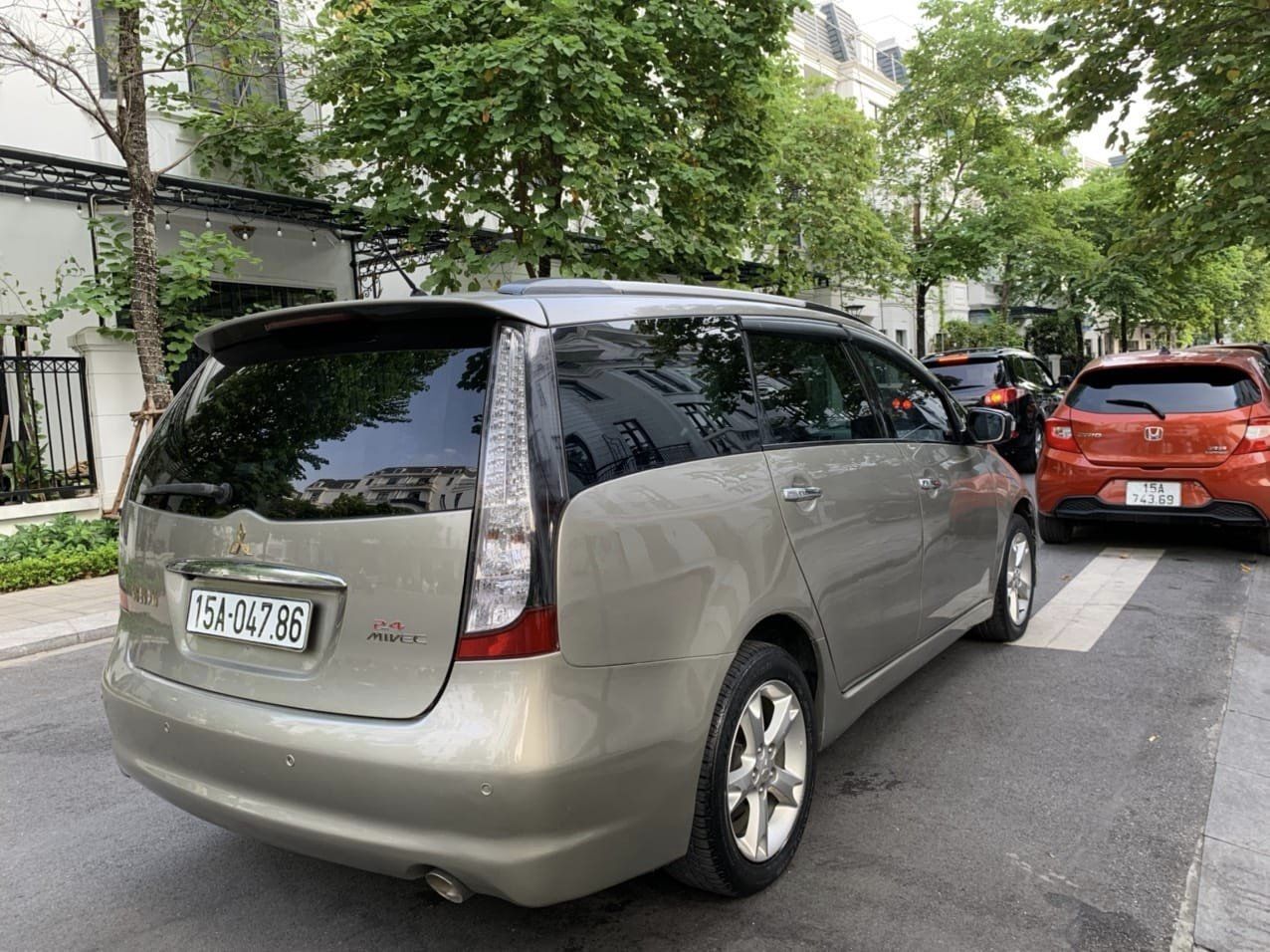 Mitsubishi Grandis 2008 - Xe đẹp không lỗi