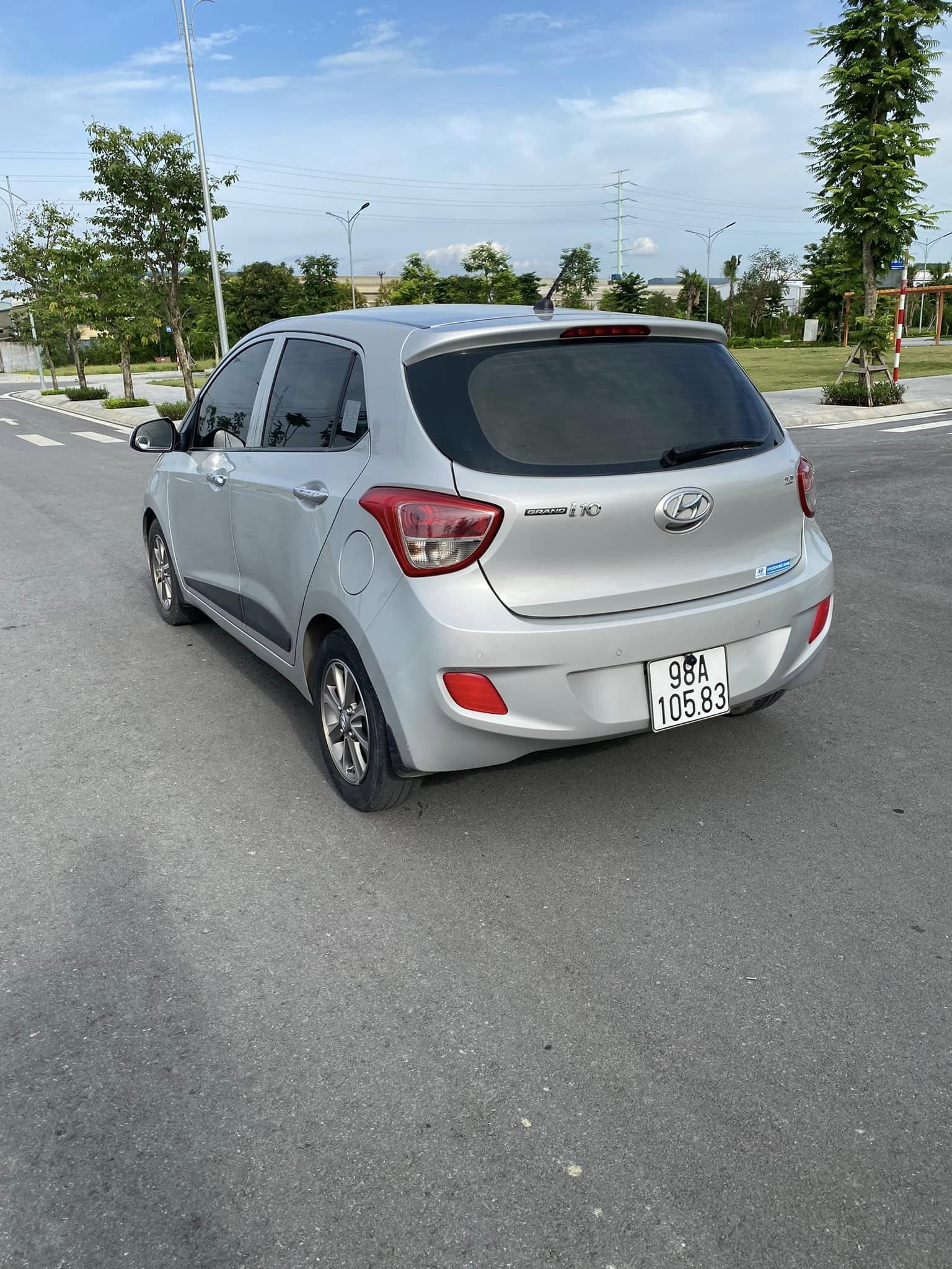 Hyundai i10 2016 - Hyundai i10 2016 số tự động