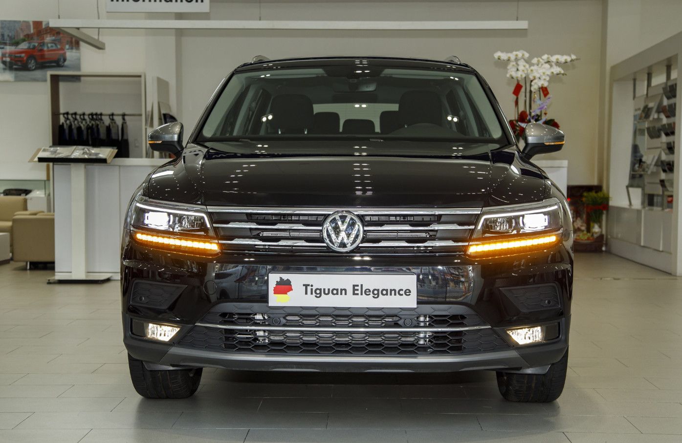 Volkswagen Tiguan 2020 - 1 xe duy nhất đời 2020 - Giảm trực tiếp 3xxtr trước 20.11