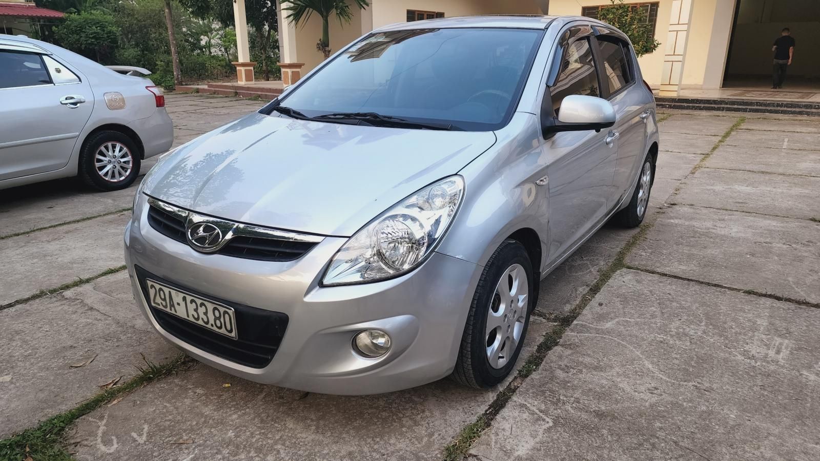 Hyundai i20 2010 - Bán xe giá hữu nghị