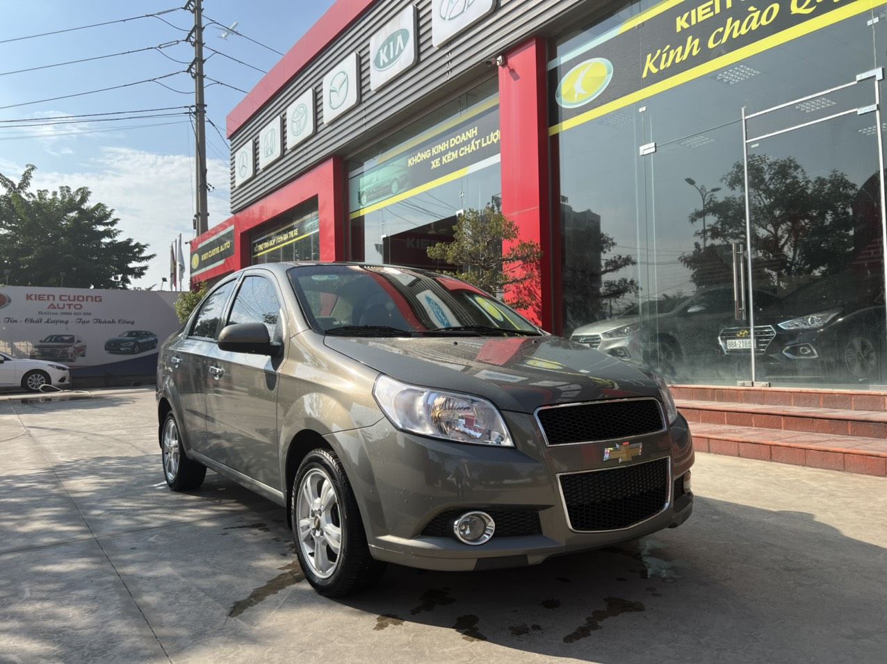 Chevrolet Aveo 2018 - Số sàn, màu ghi vàng siêu đẹp, không lỗi nhỏ