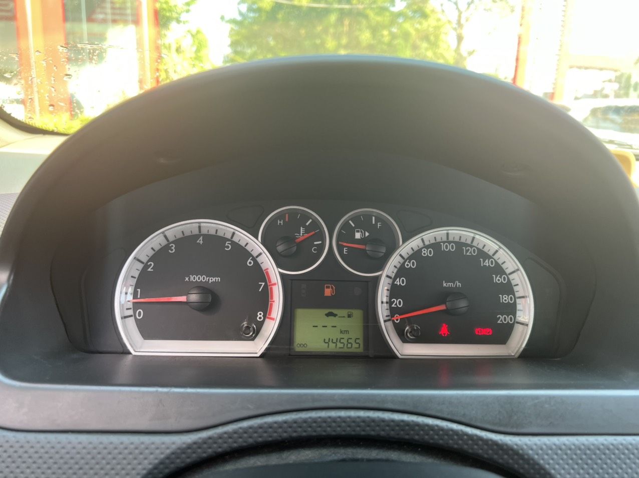 Chevrolet Aveo 2018 - Số sàn, màu ghi vàng siêu đẹp, không lỗi nhỏ