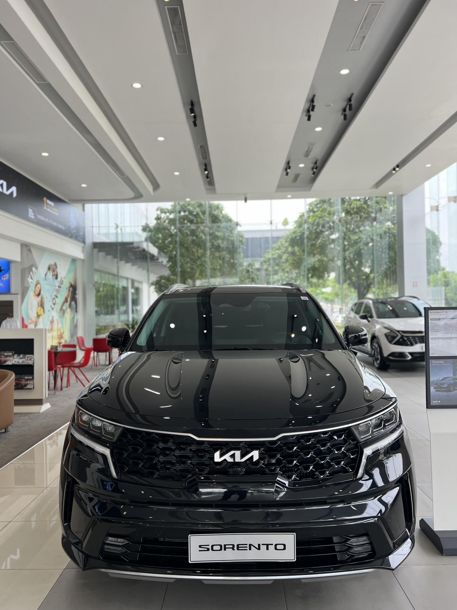 Kia Sorento 2022 - Sẵn trắng đen, giảm 35tr tiền mặt, full phụ kiện