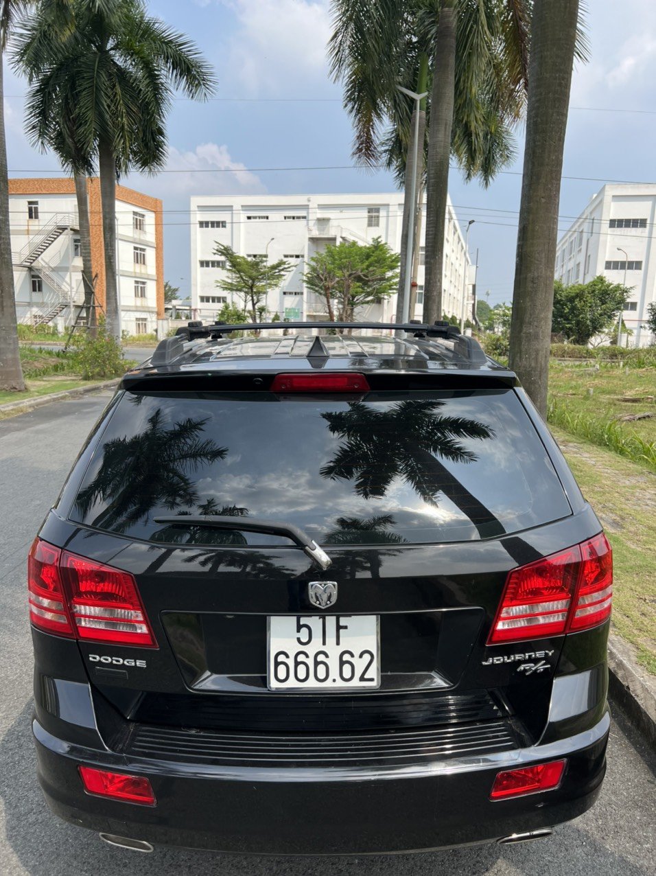 Dodge Journey 2009 - Xe màu đen