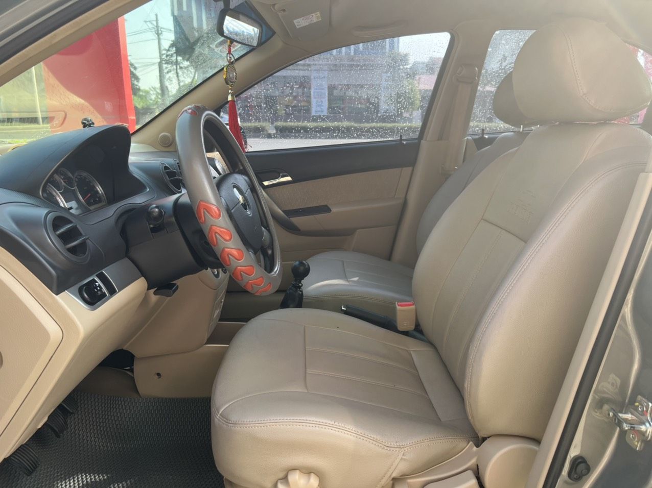 Chevrolet Aveo 2018 - Số sàn, màu ghi vàng siêu đẹp, không lỗi nhỏ