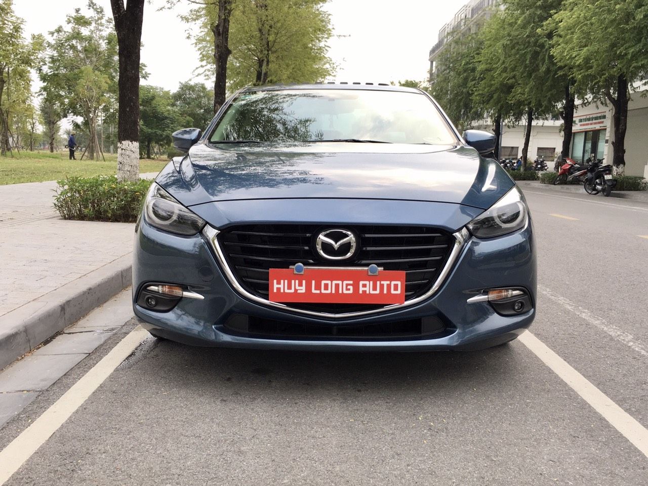 Mazda 3 2018 - Màu xanh lam