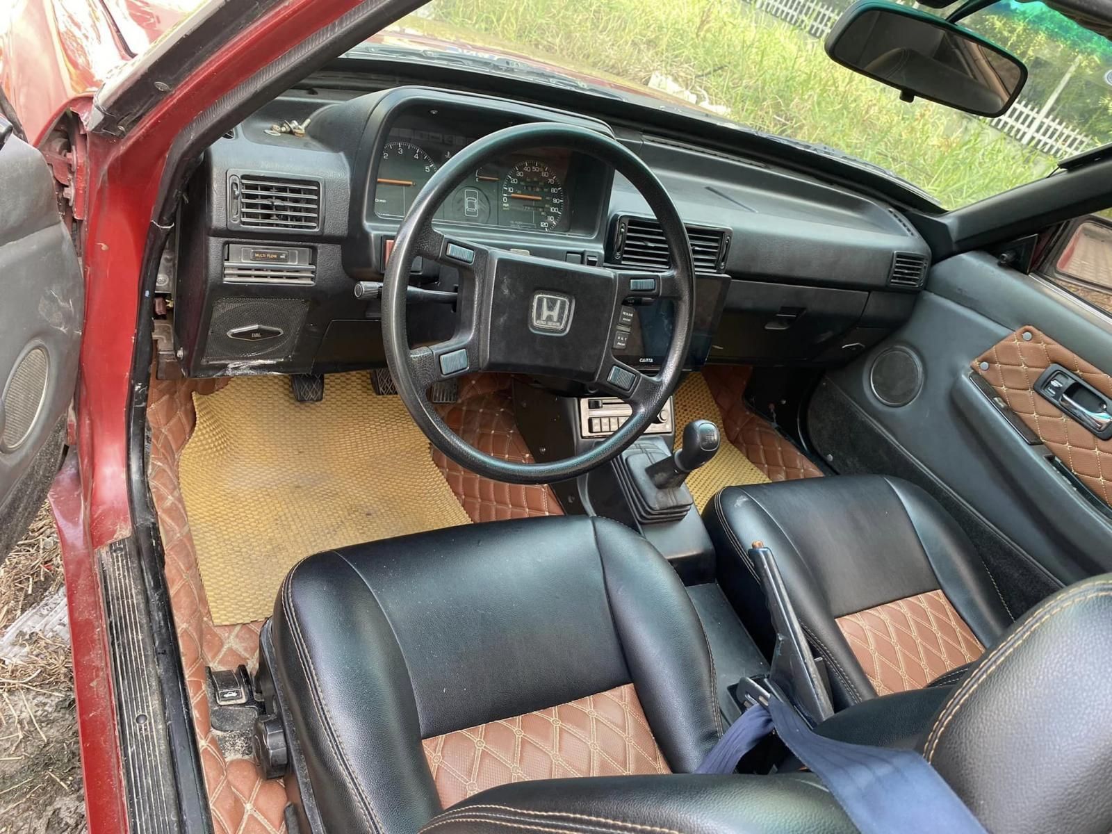 Honda Accord 1984 - Xe màu đỏ, giá cực tốt