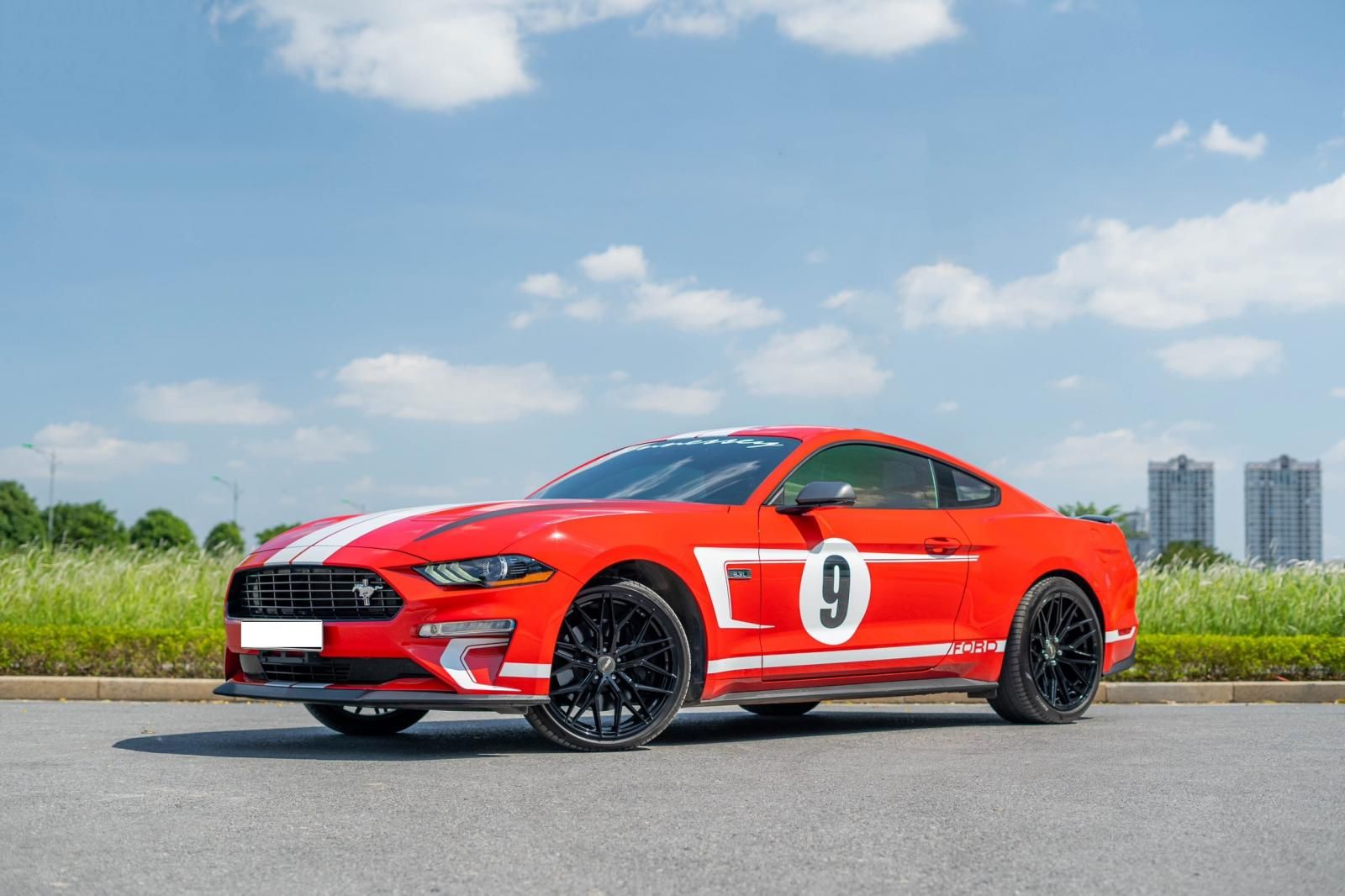 Ford Mustang 2020 - Cần bán gấp xe 