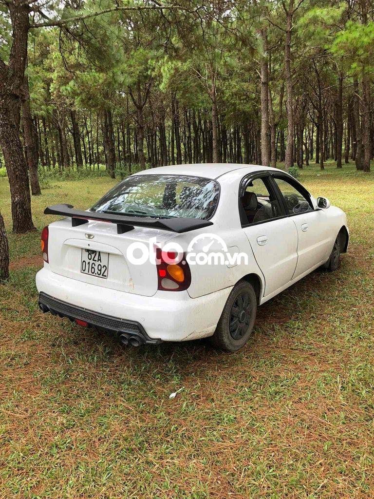 Daewoo Lanos 2000 - Màu trắng, giá chỉ 55 triệu