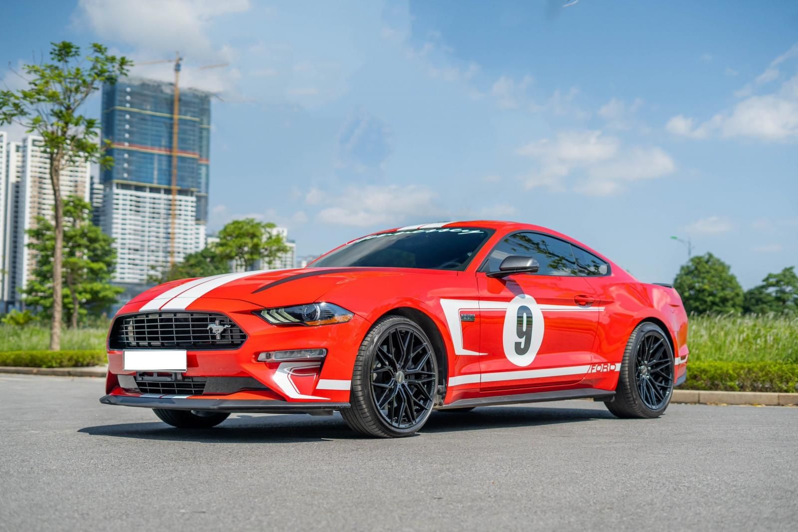 Ford Mustang 2020 - Cần bán gấp xe 