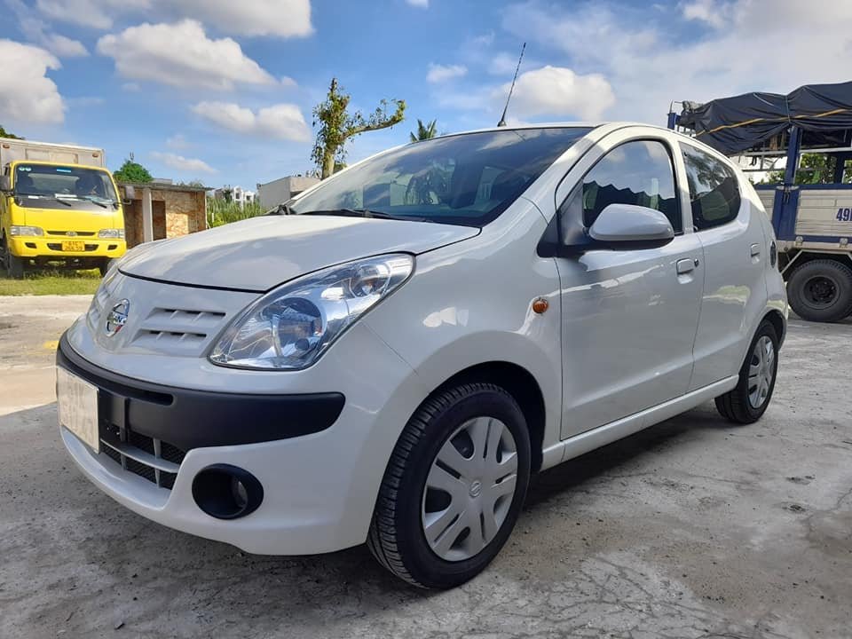 Nissan Pixo 2010 - Màu trắng, nhập khẩu, 215tr