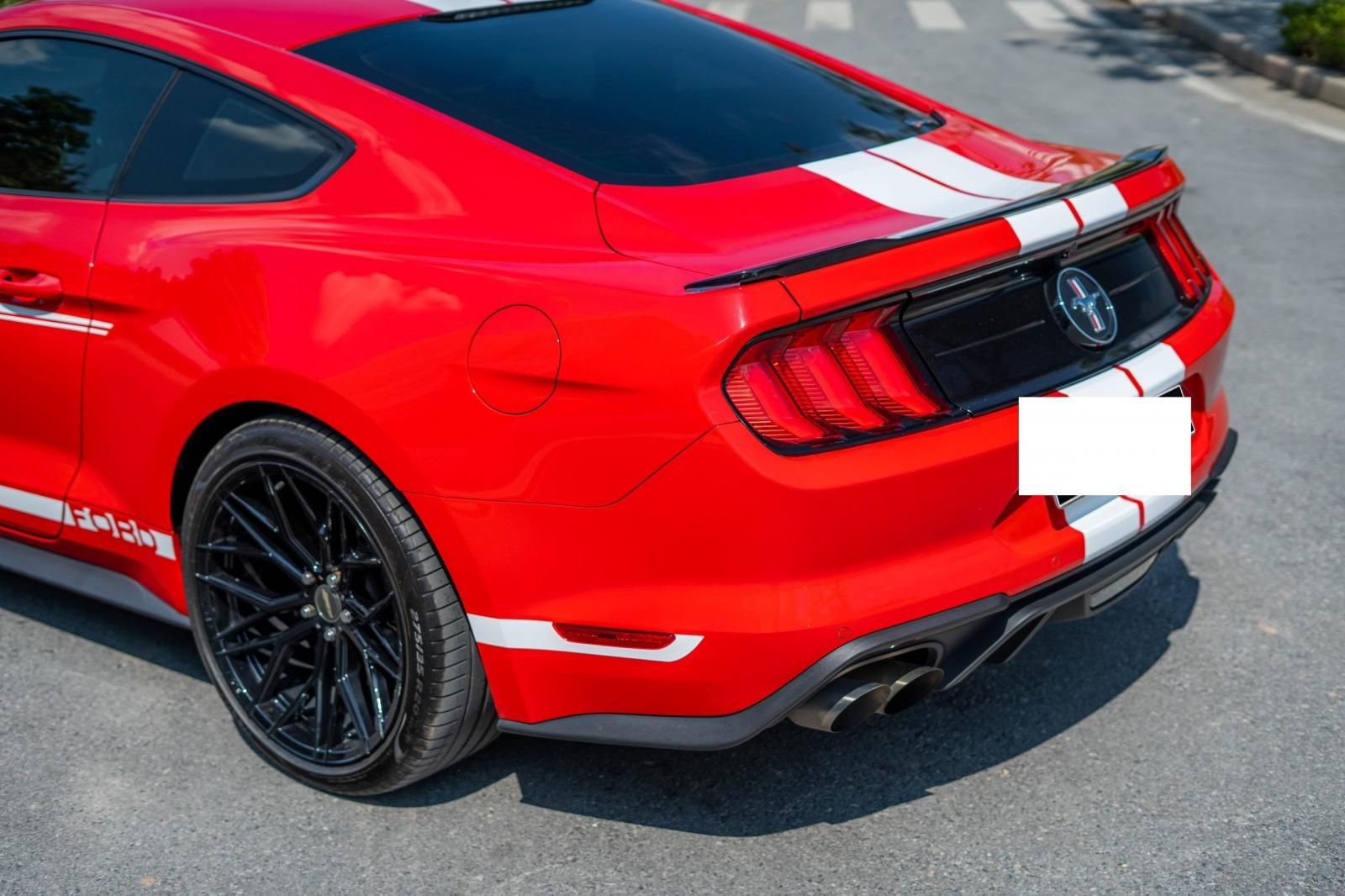 Ford Mustang 2020 - Cần bán gấp xe 