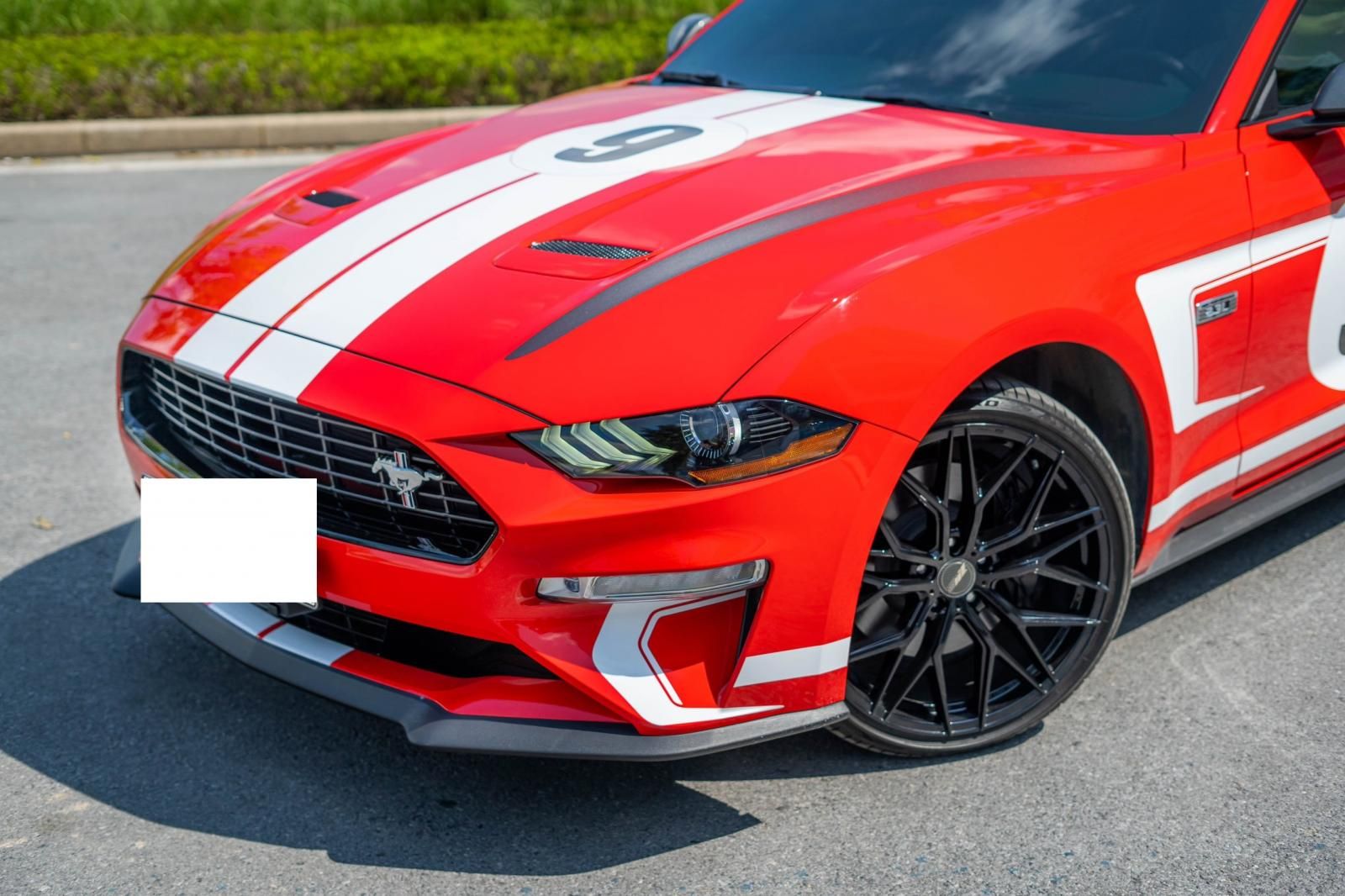 Ford Mustang 2020 - Cần bán gấp xe 