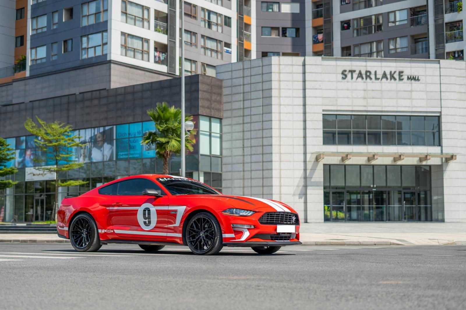 Ford Mustang 2020 - Cần bán gấp xe 