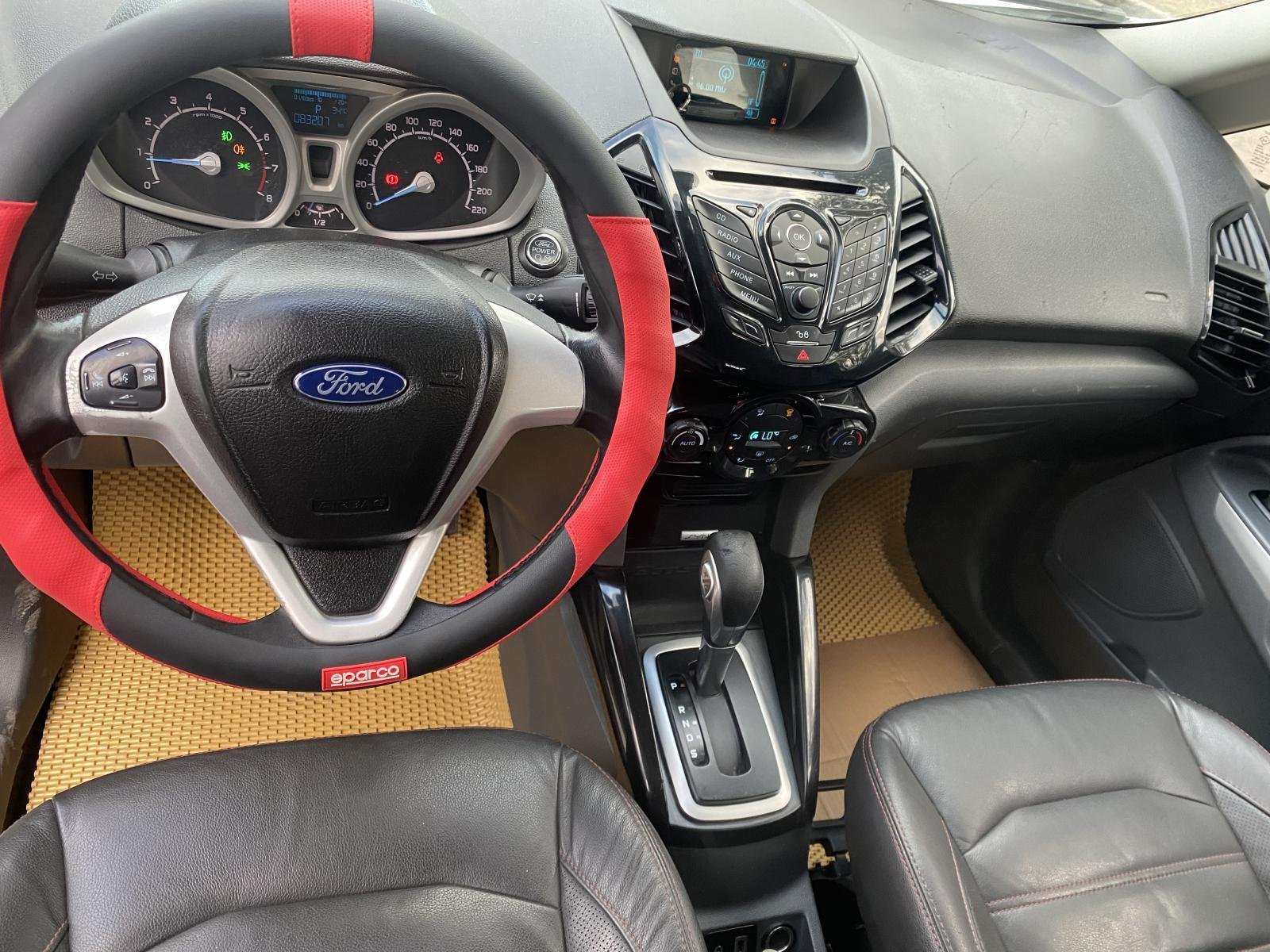 Ford EcoSport 2016 - Xe màu trắng, biển Hà Nội