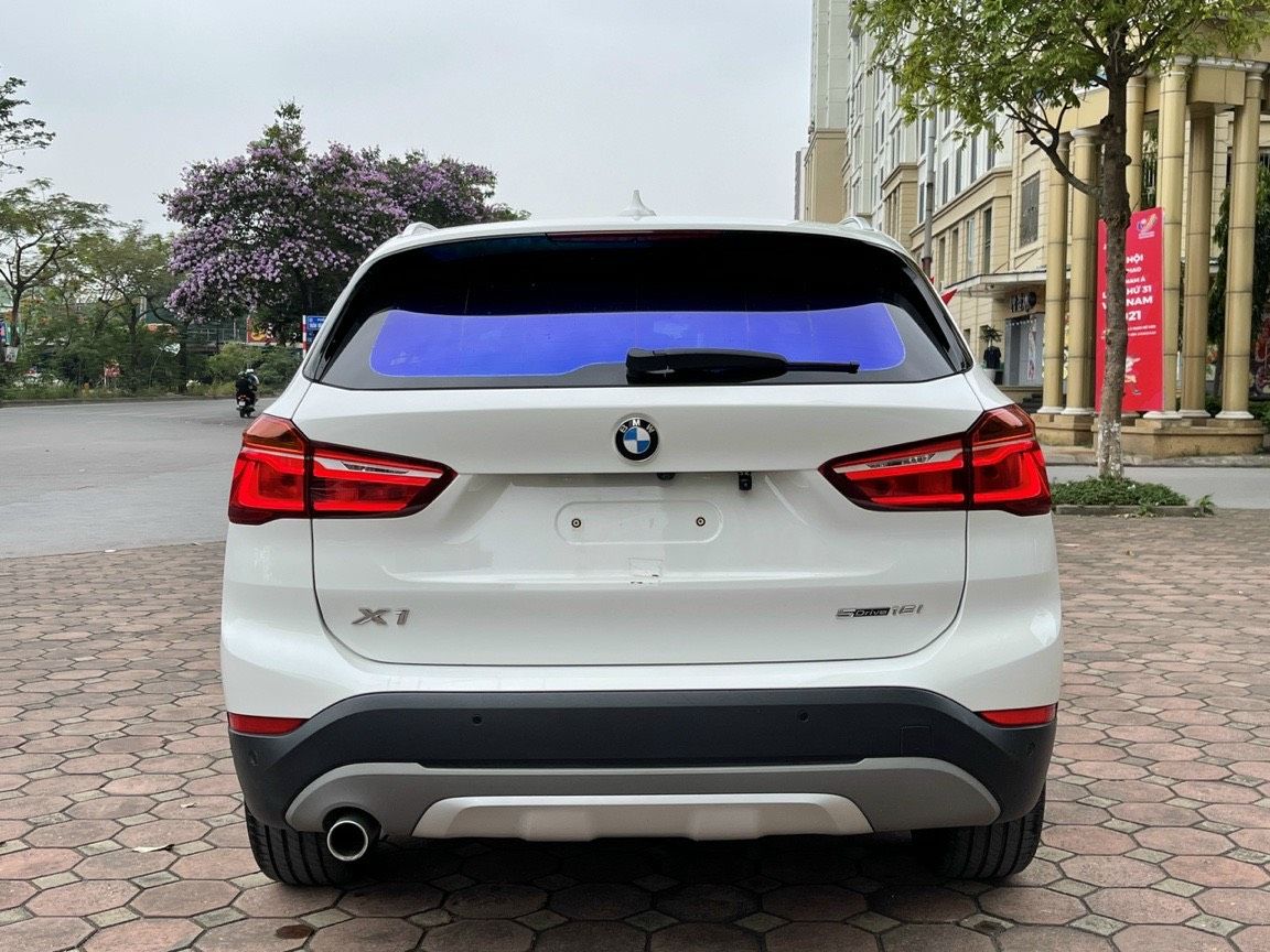 BMW X1 2018 - Màu trắng, chính chủ