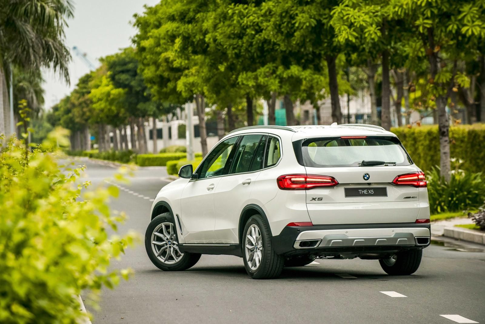 BMW X5 2022 - Xe màu trắng