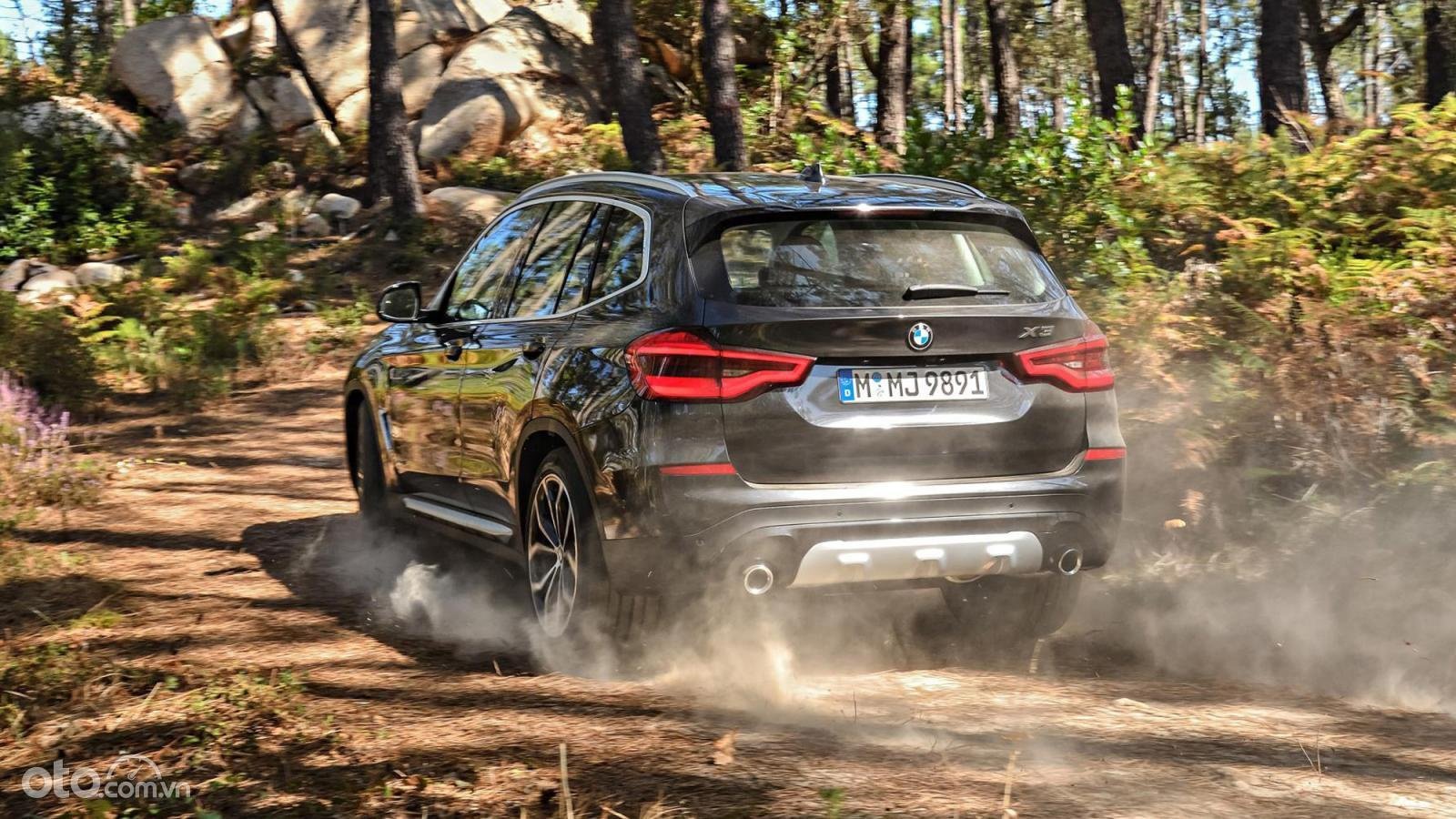 BMW X3 2022 - Xe màu xám, giá tốt