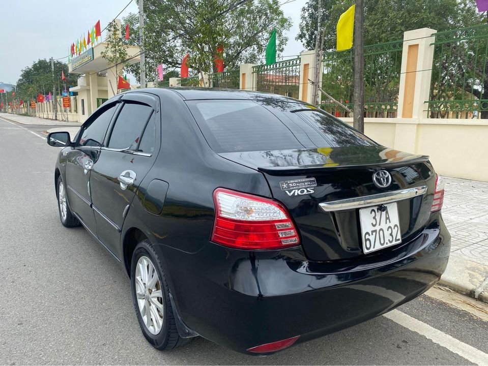 Toyota Vios 2008 - Màu đen, 180 triệu