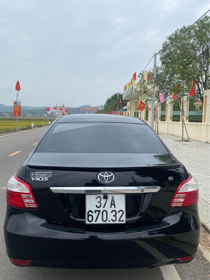 Toyota Vios 2008 - Màu đen, 180 triệu