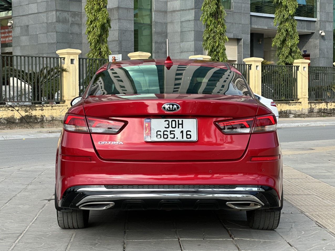 Kia Optima 2019 - Xe chính chủ màu đỏ