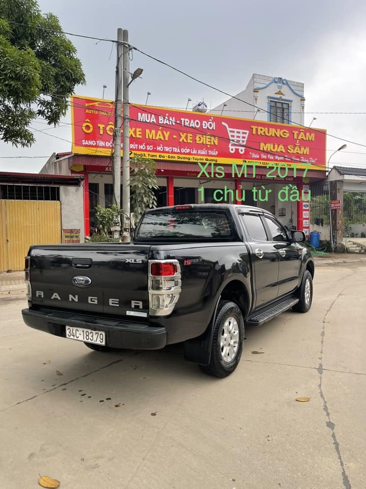 Ford Ranger 2017 - Màu đen, nhập khẩu