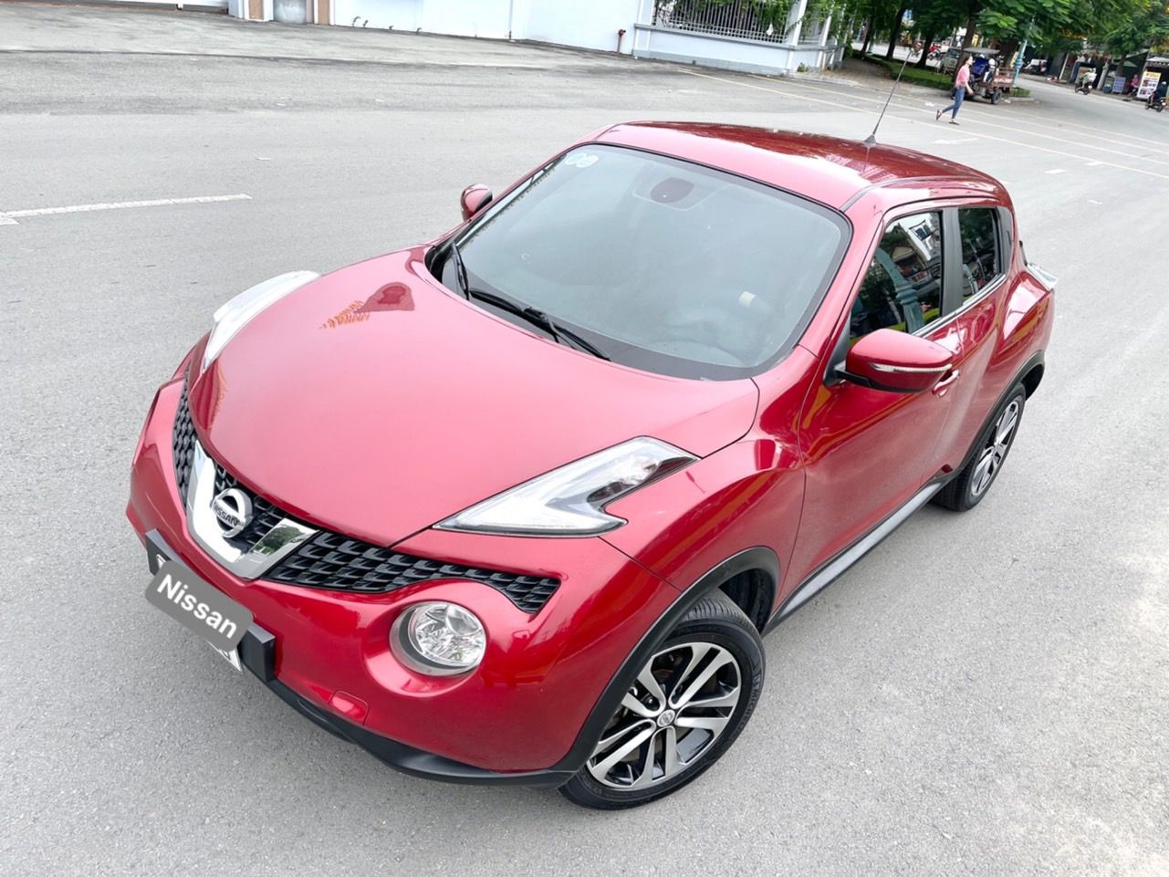 Nissan Juke 2016 - Nhập Mỹ máy 1.6 ít hao xăng 100km, bản full cao cấp nhất đủ đồ chơi nội thất đẹp