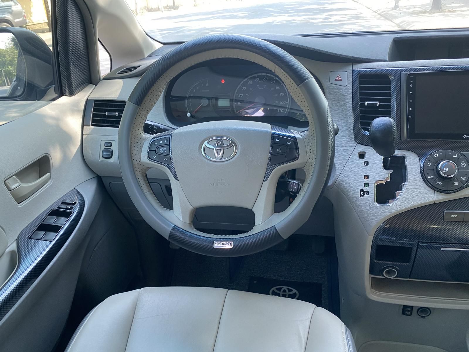 Toyota Sienna 2010 - Xe còn rất mới