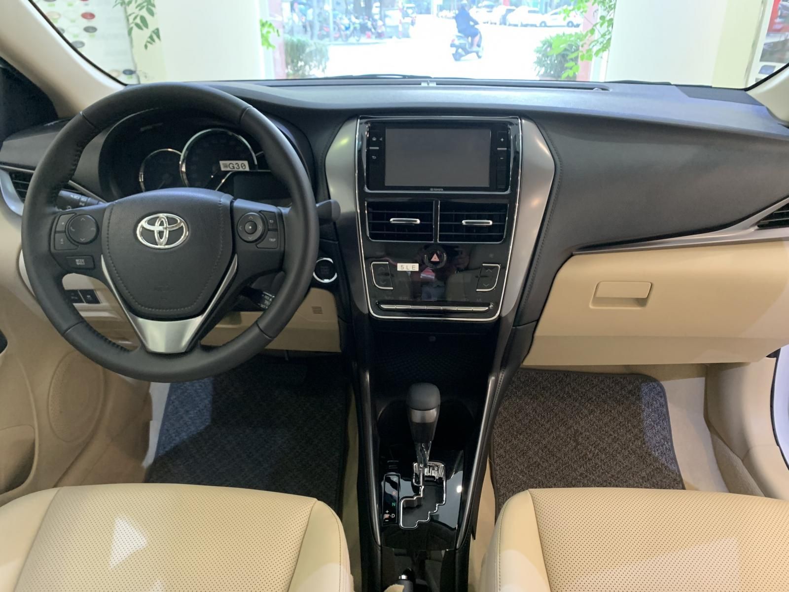 Toyota Vios 2022 - Ưu đãi lên đến 160tr, tặng BHTV, dán kính, cam hành trình, sẵn xe ra biển đẹp, giá tốt tại miền Bắc