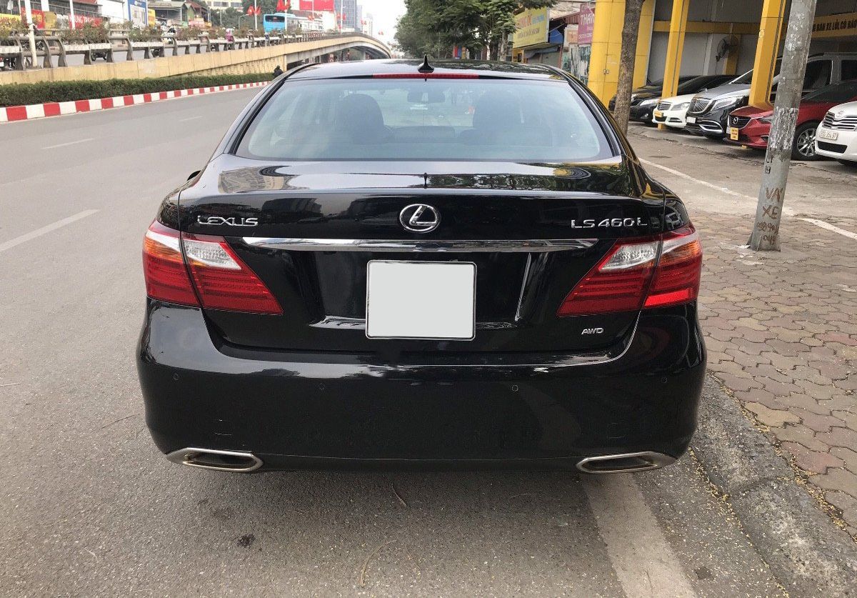 Lexus LS 460  L  2009 - Cần bán gấp Lexus LS 460 L năm sản xuất 2009, màu đen, nhập khẩu  