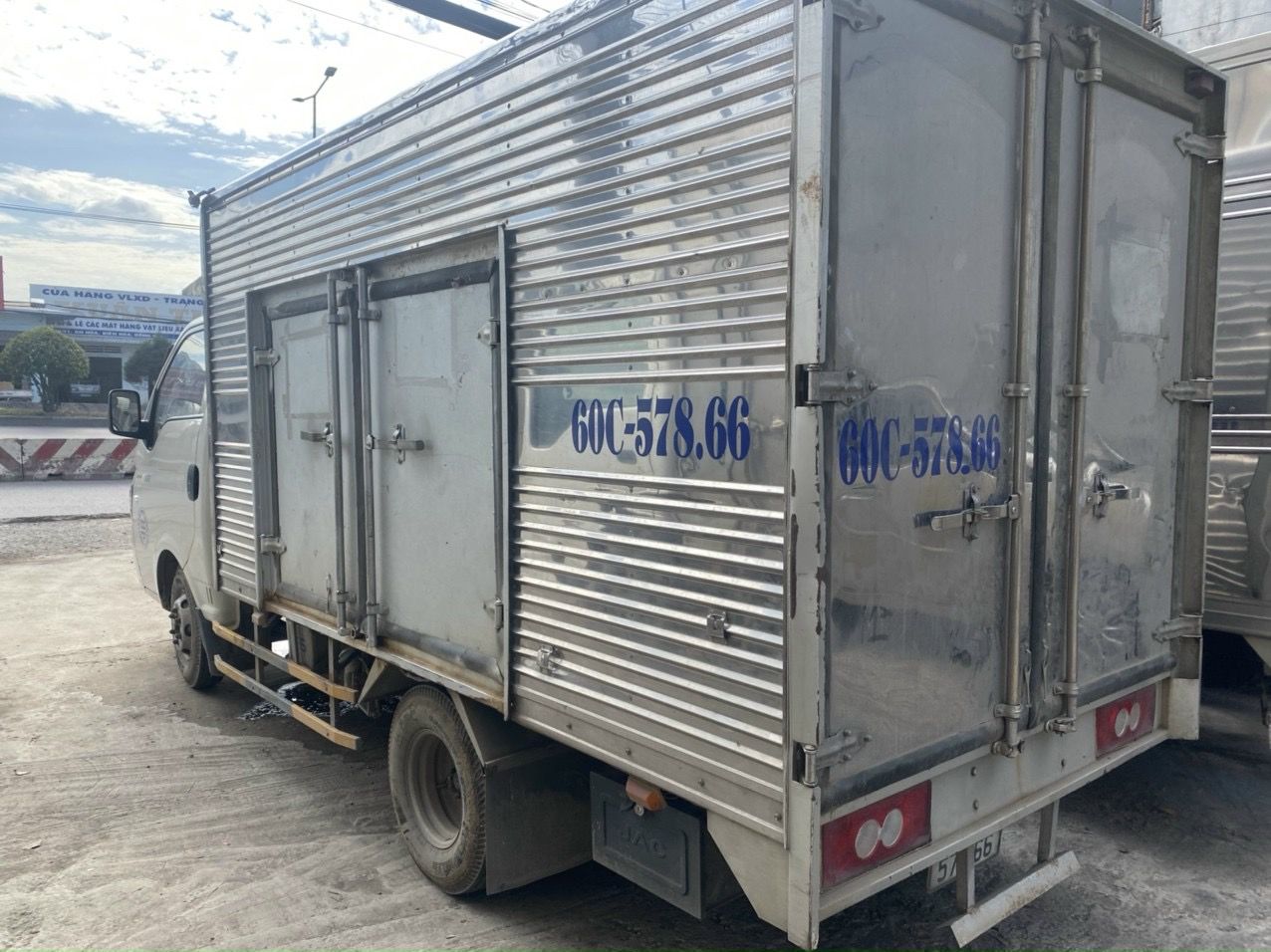 JAC X99 2019 - JAC 990kg sx 2019 xe đẹp, giá thấp