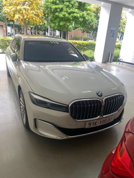 BMW 740Li 2021 - Màu trắng