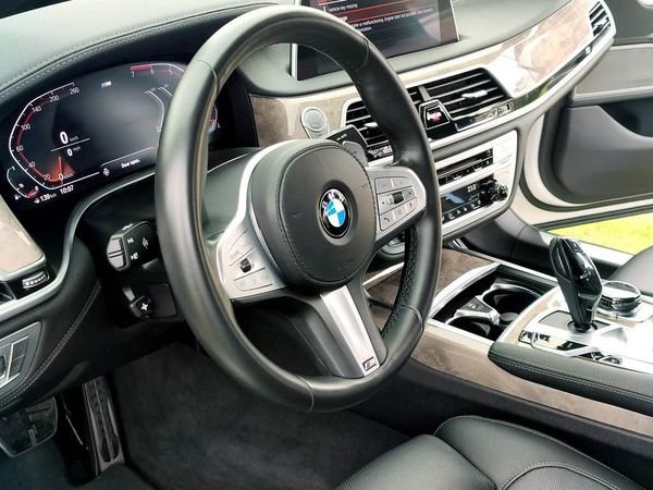 BMW 730Li 2020 - Bán BMW 730Li năm 2020, màu trắng, nhập khẩu
