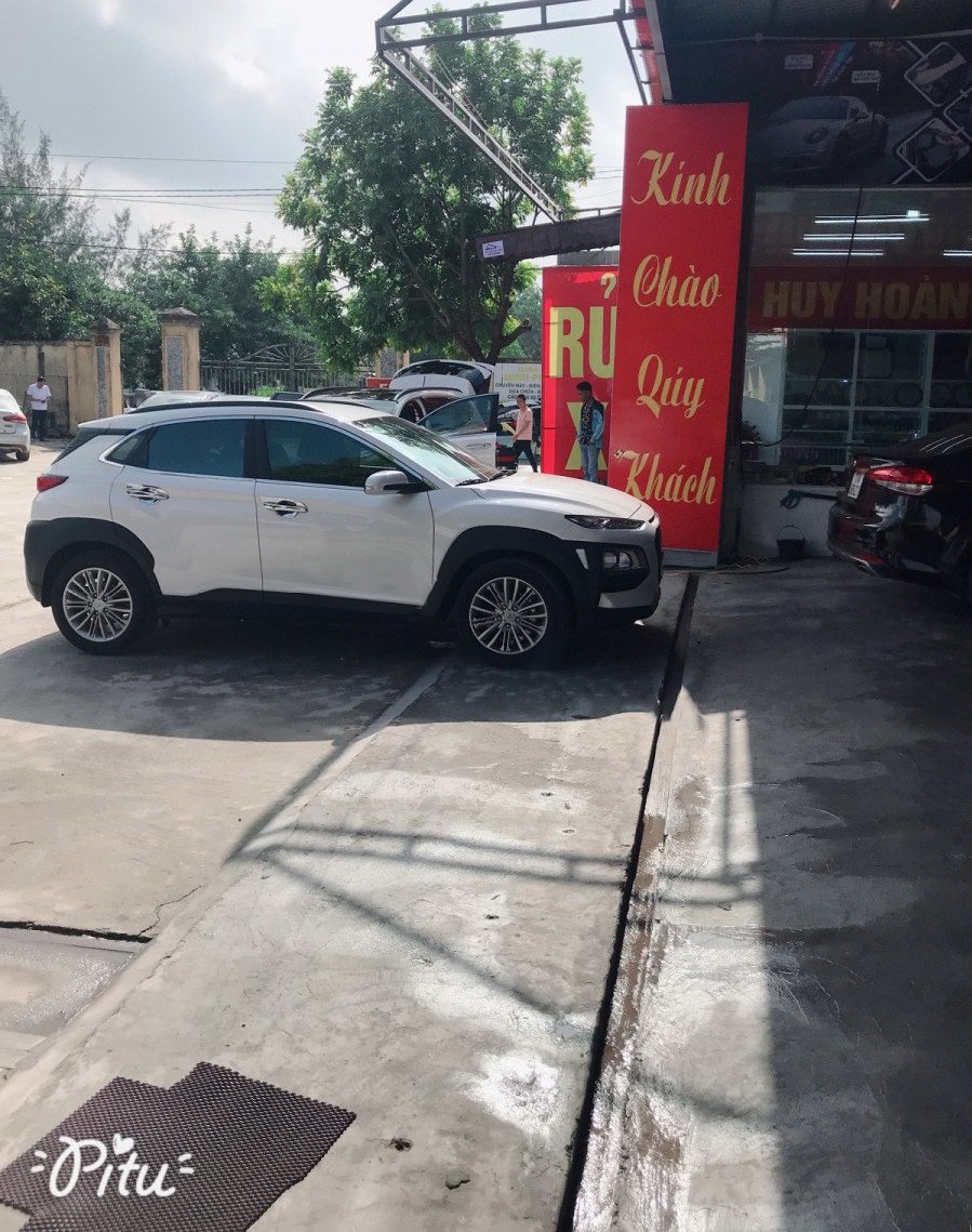 Hyundai Kona  2.0AT Tiêu chuẩn  2021 - Cần bán Hyundai Kona 2.0AT Tiêu chuẩn năm sản xuất 2021, màu trắng chính chủ