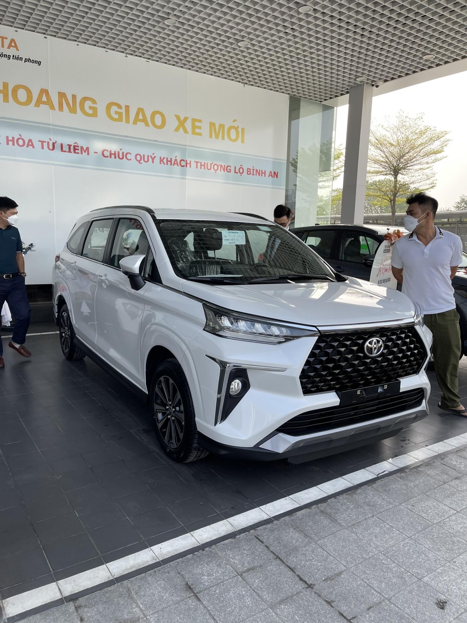 Toyota Veloz Cross 2022 - Nhiều xe giao sớm, liên hệ ngay