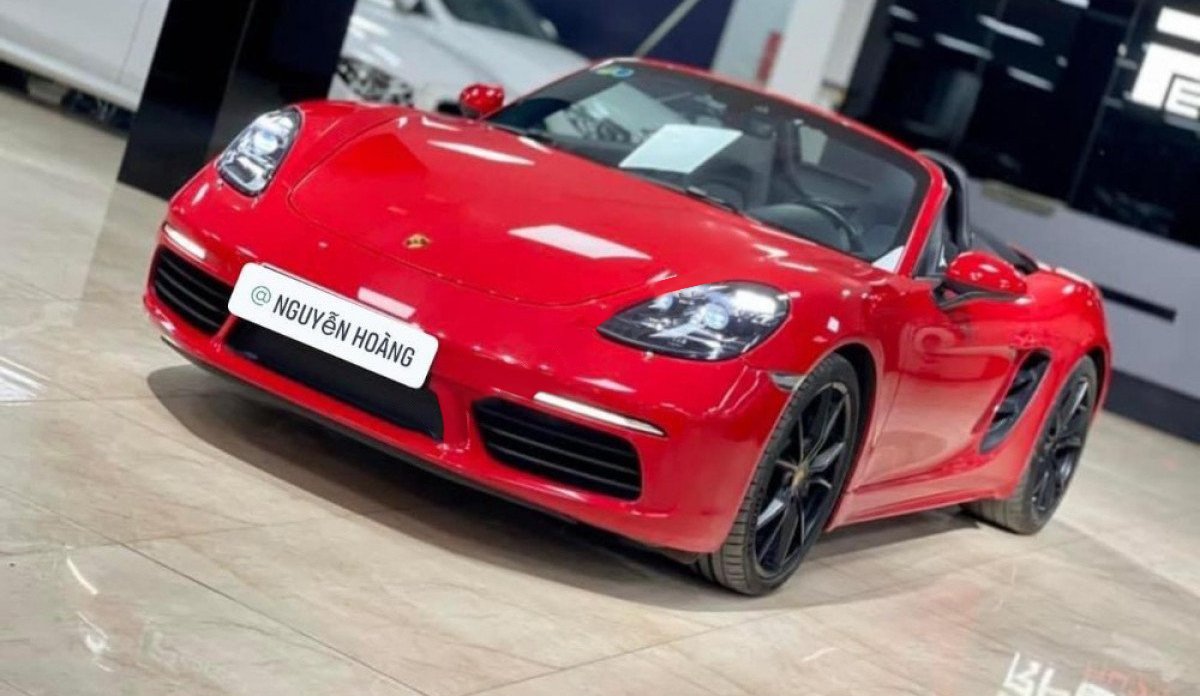 Porsche Boxster Boxster 2020 - Cần bán lại xe Porsche 718 Boxster năm sản xuất 2020, màu đỏ, nhập khẩu