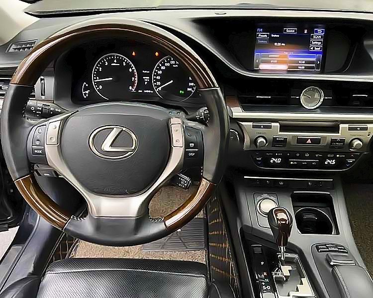 Lexus ES 350 2015 - Cần bán Lexus ES 350 sản xuất năm 2015, màu đen, nhập khẩu nguyên chiếc