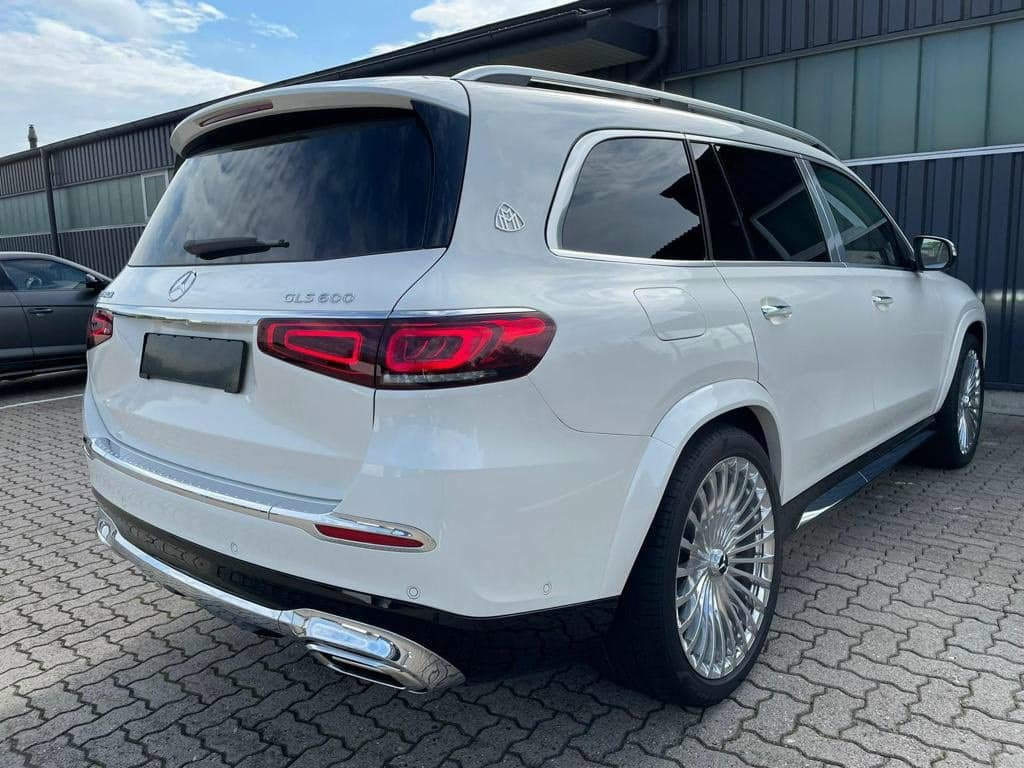 Mercedes-Benz GLS 600 2022 - Màu trắng, nhập khẩu nguyên chiếc