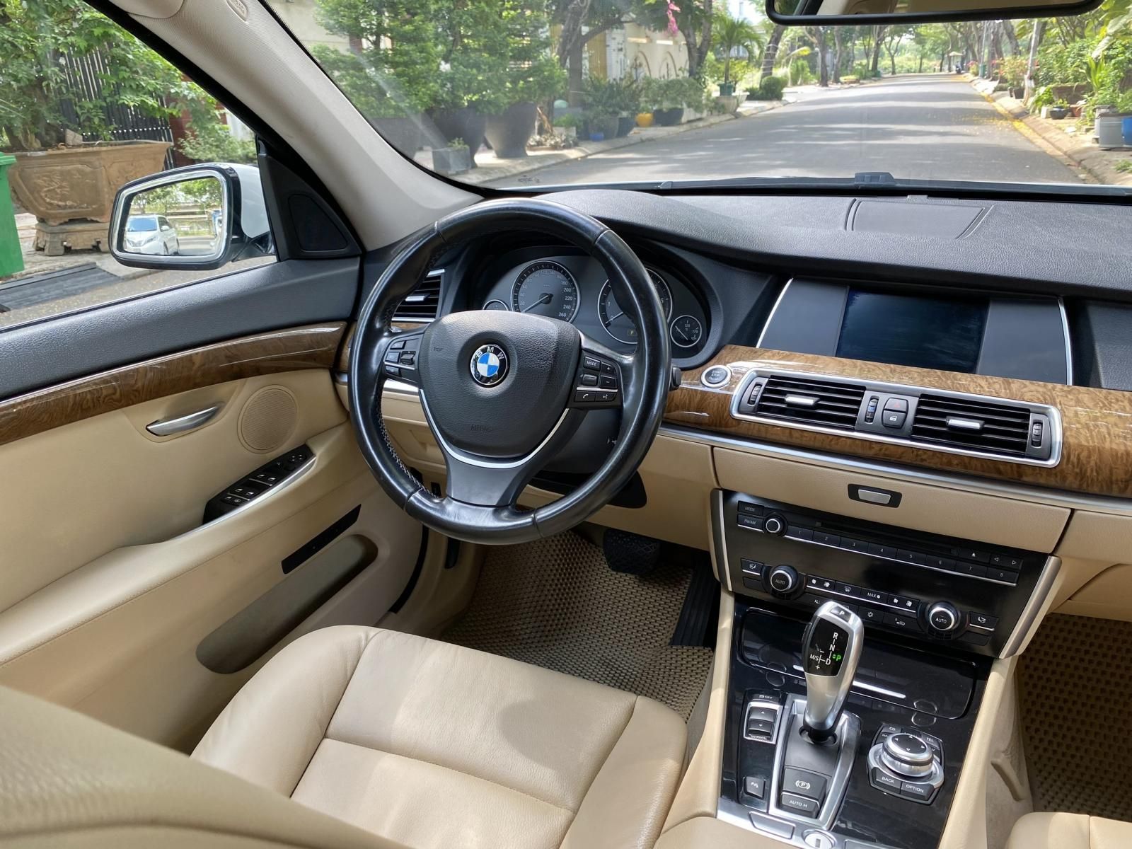 BMW 535 GT 2010 - Bán ô tô BMW 535GT năm sản xuất 2010, giá chỉ 785 triệu, xe full option