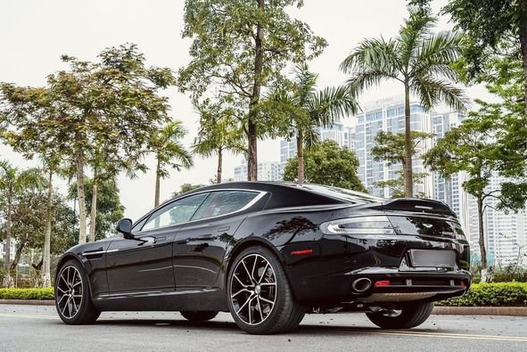 Aston Martin Rapide  2016 - Màu đen, nhập khẩu nguyên chiếc