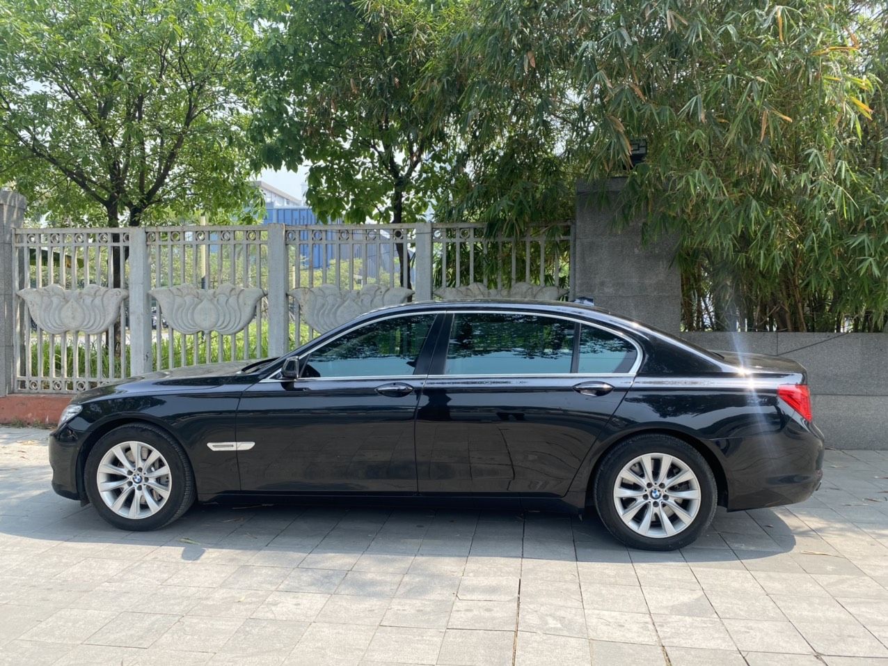 BMW 750Li 2011 - Trung Sơn Auto bán xe đăng ký lần đầu 2014