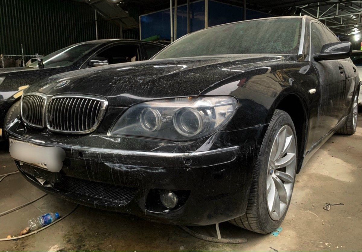 BMW 750Li 2007 - Cần bán gấp BMW 750Li năm sản xuất 2007, màu đen, nhập khẩu 