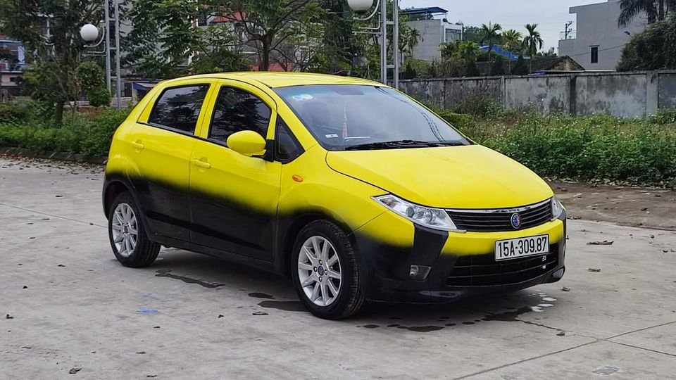 Geely Englong 2011 - Màu vàng giá cạnh tranh