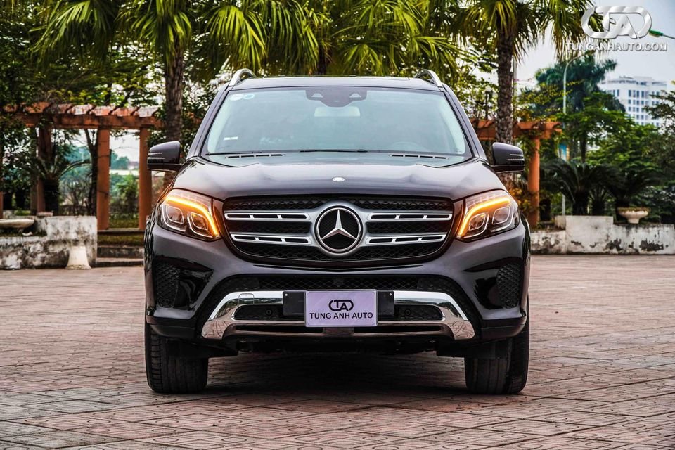 Mercedes-Benz GLS 350d 2016 - Màu đen, nhập khẩu