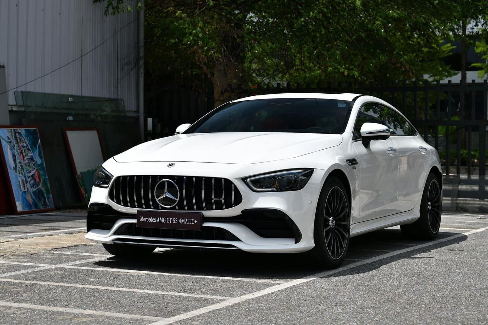 Mercedes-AMG GT 53 2022 - Mới 100%, có sẵn giao ngay, giá tốt