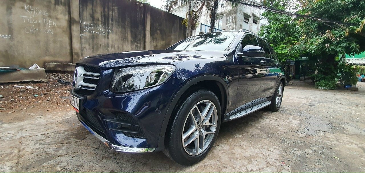 Mercedes-Benz GLC 300 2018 - Máy I4 2.0L tăng áp