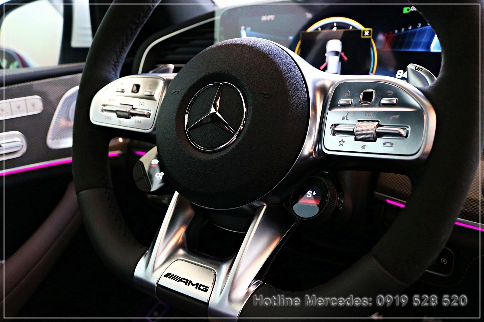 Mercedes-Benz GLE 53 2021 - SUV Coupe sành điệu Mercedes-amg gle53 model 2022 - bank hỗ trợ 80% - liên hệ ngay