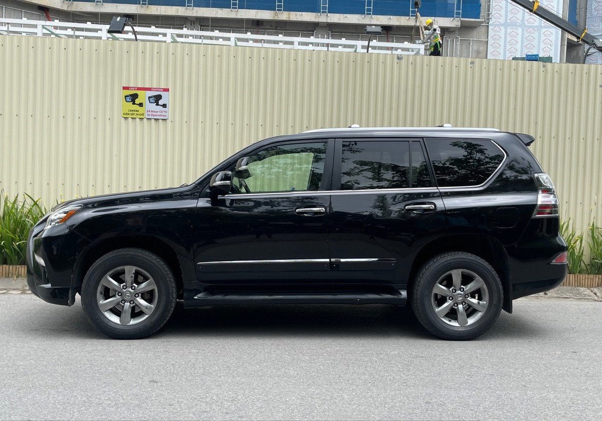 Lexus GX 460 2009 - Màu đen, nhập khẩu