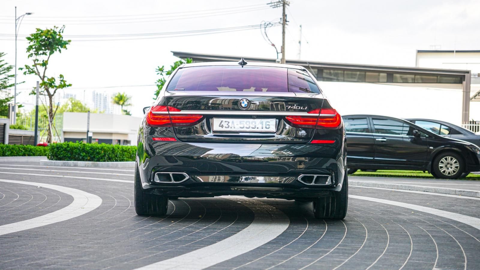 BMW 740Li 2016 - Bán xe nhập khẩu giá 2 tỷ 990tr