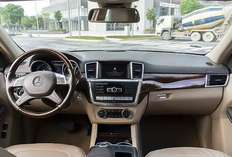 Mercedes-Benz GL 550 2012 - Màu đen, nhập khẩu Mỹ